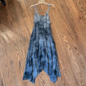 Handkerchief hem dusky blue dress, S